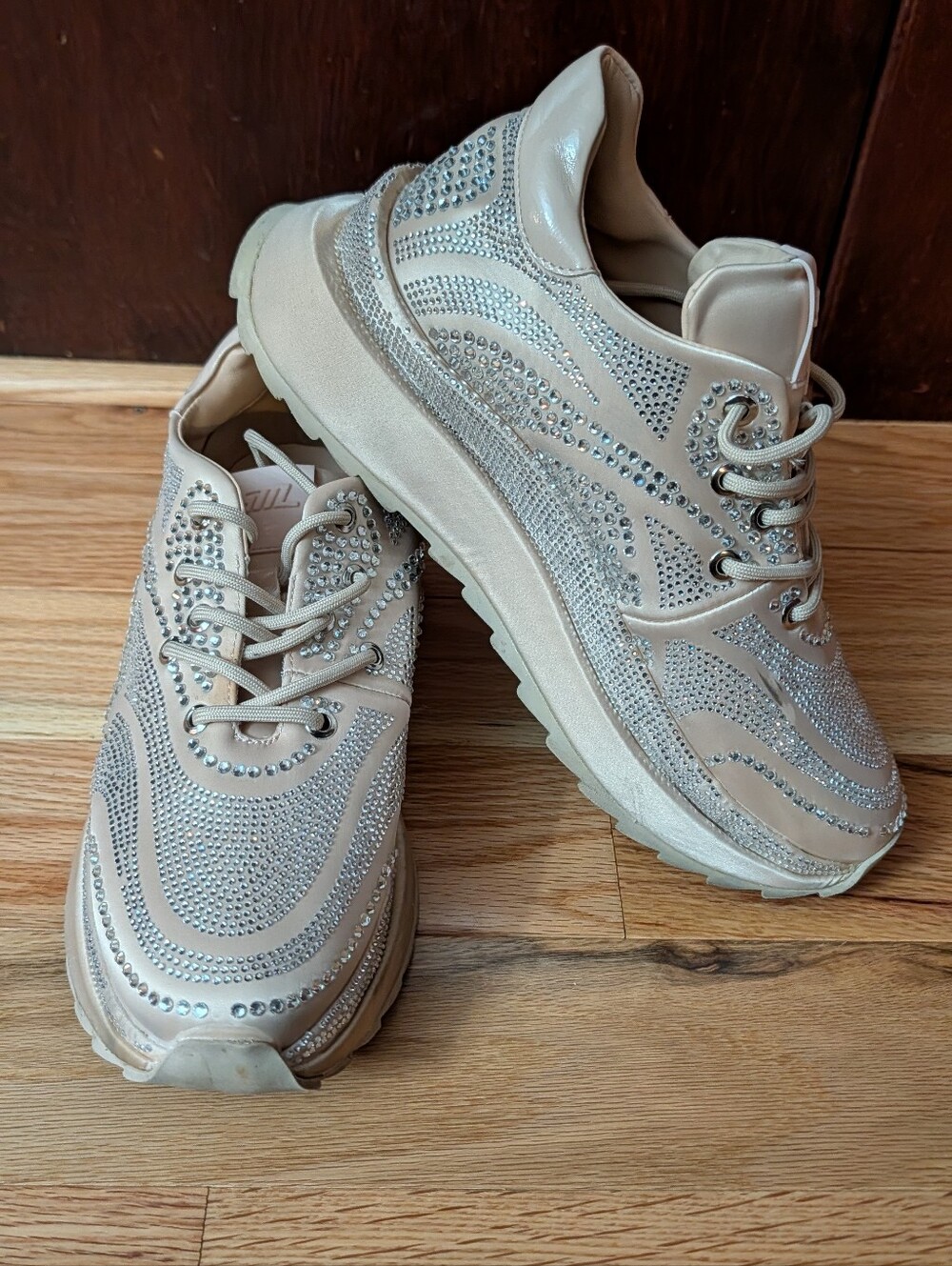 Steve Madden Zeta Rhinestone Platform Sneaker Blush Beige Chunky Sz 9 Bling Glam